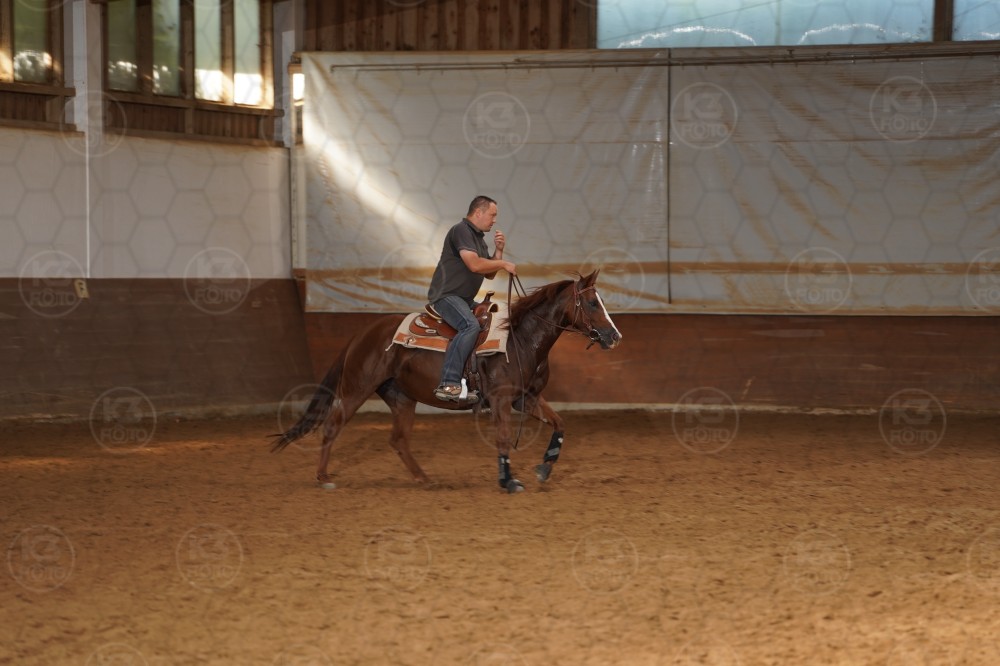 s_A_908151.JPG